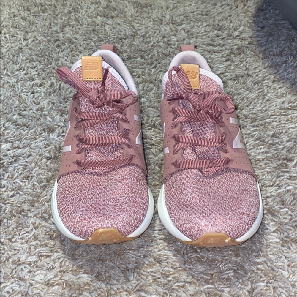 Pink new balance shoes